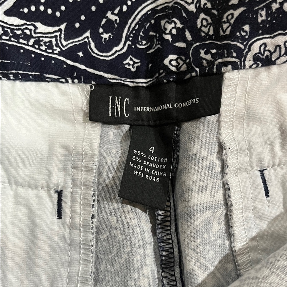 Paisley Print Shorts - Picture 3 of 6